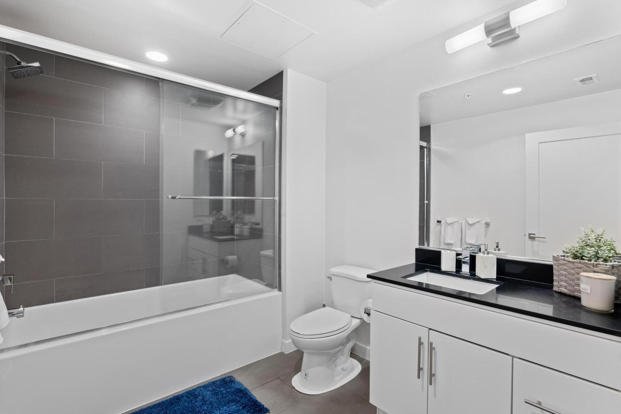 The Rose-Spacious 3-Bedroom Retreat In The Heart Of Marina Del Rey Apartment Los Angeles