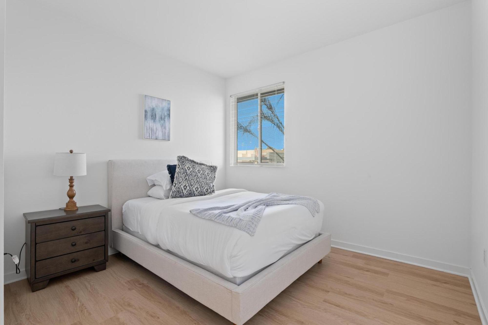 Apartment The Rose-Spacious 3-Bedroom Retreat In The Heart Of Marina Del Rey *